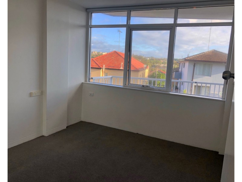 4A/16-20 Hereward Street, Maroubra NSW 2035