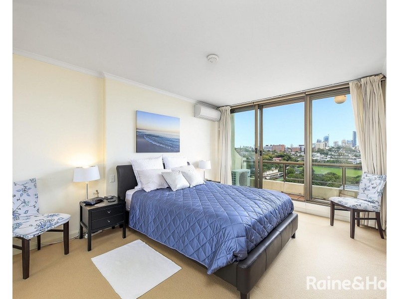 24/2 New Mclean Street, Edgecliff NSW 2027