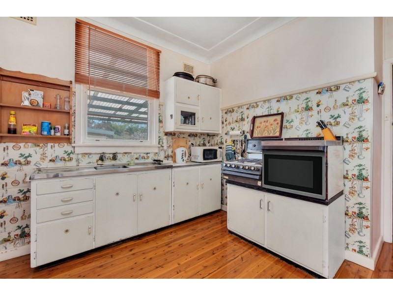 8 Hunter Avenue, Matraville NSW 2036