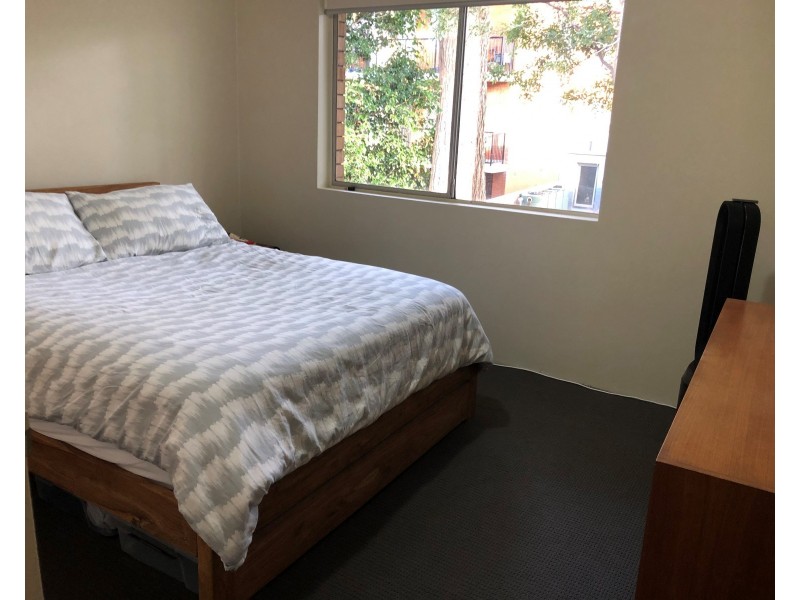 4/16 Glen Street, Marrickville NSW 2204