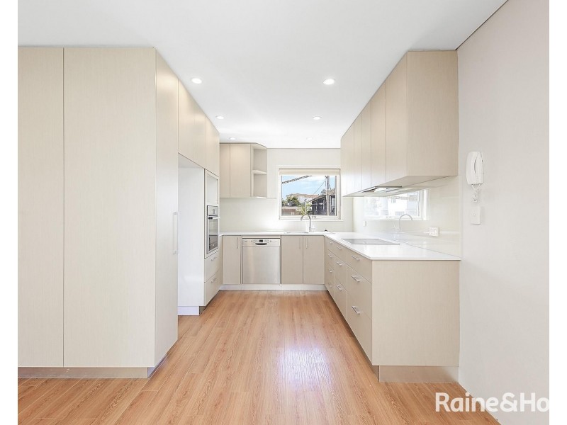 9/128 Marine Parade, Maroubra NSW 2035