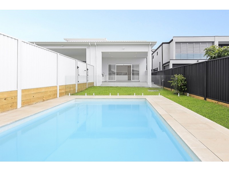 1243B Anzac Parade, Chifley NSW 2036
