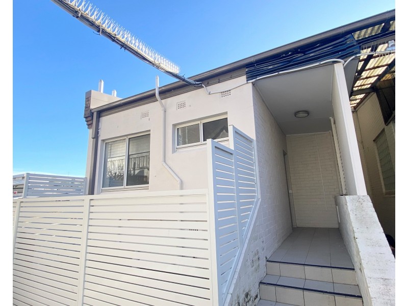 2/219 Coogee Bay Road, Coogee NSW 2034