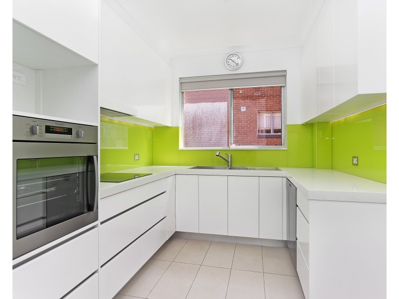 2/3 Hendy Avenue, Coogee NSW 2034