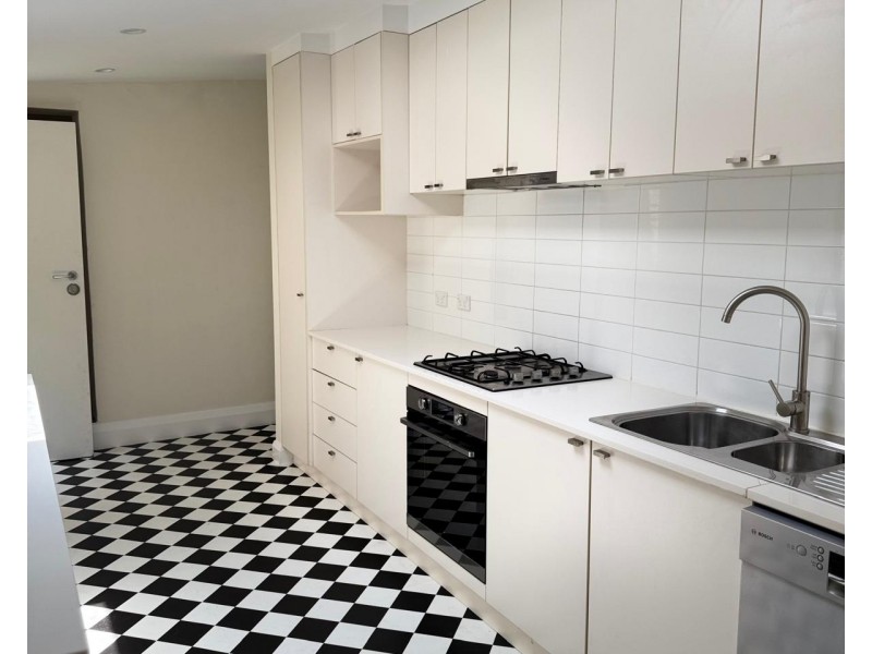 10 Carr Street, Coogee NSW 2034