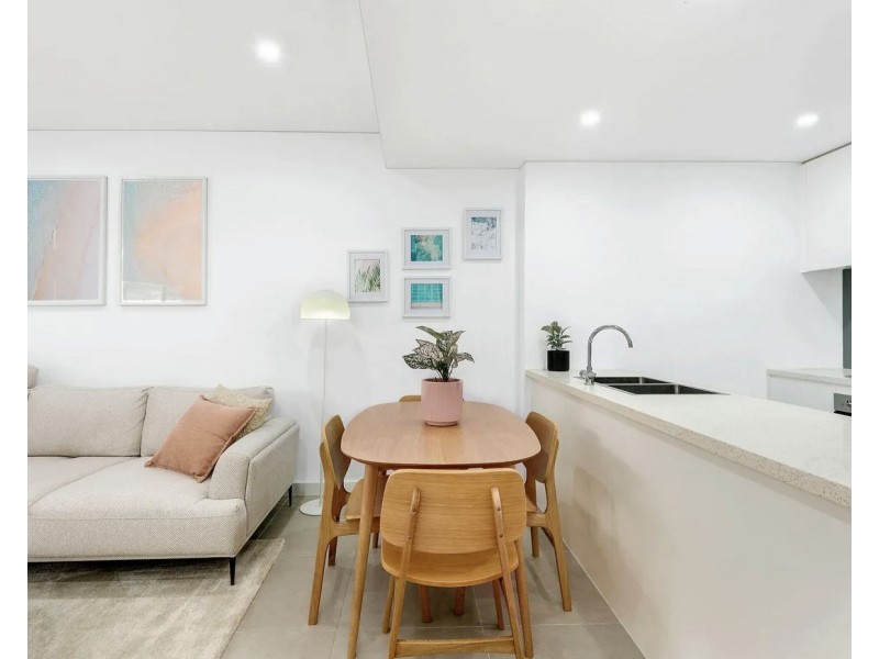 8/18 Pemberton Street, Botany NSW 2019