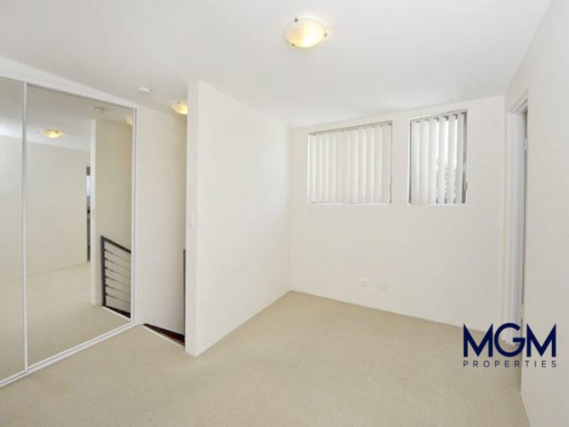 11/2 Daniel Street, Botany NSW 2019