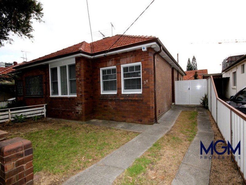 34 Hughes Avenue, Mascot NSW 2020