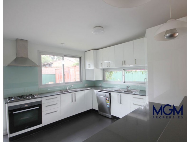 28 Robey, Mascot NSW 2020