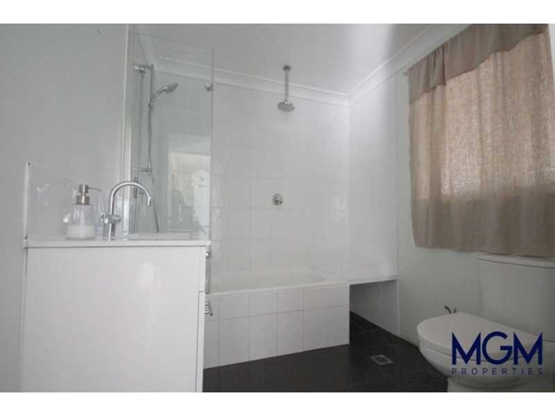 28 Robey, Mascot NSW 2020