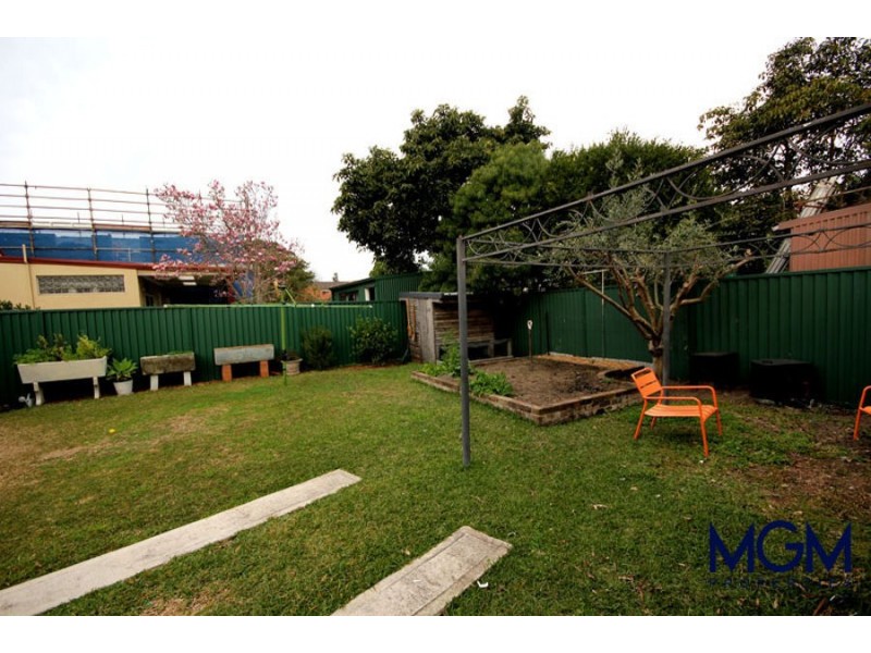 28 Robey, Mascot NSW 2020