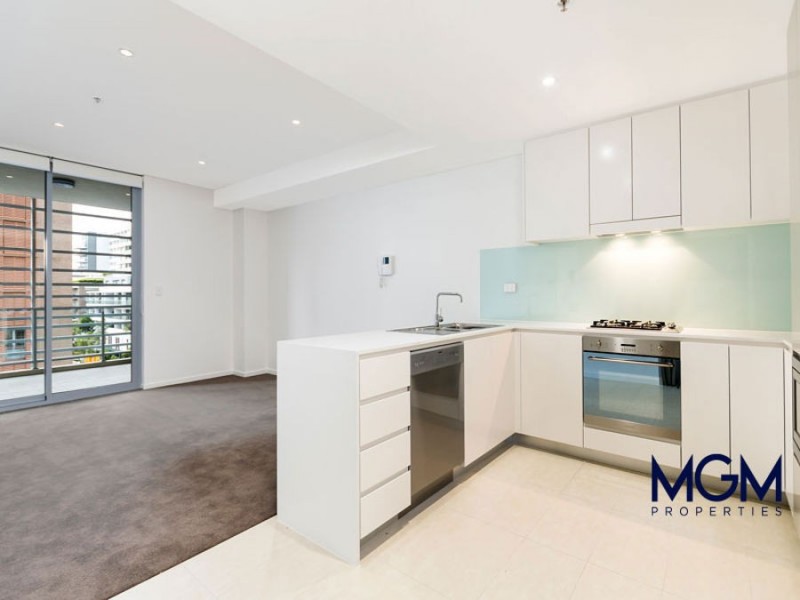 1006C/8 Bourke Street, Mascot NSW 2020