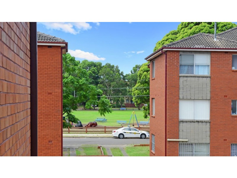 7/15 Mascot Drive, Eastlakes NSW 2018