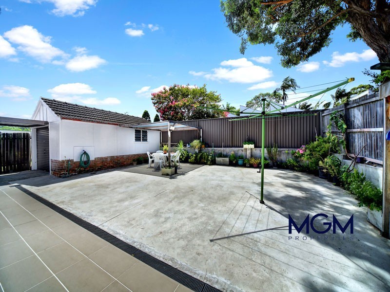 49 Dalmeny Avenue, Rosebery NSW 2018