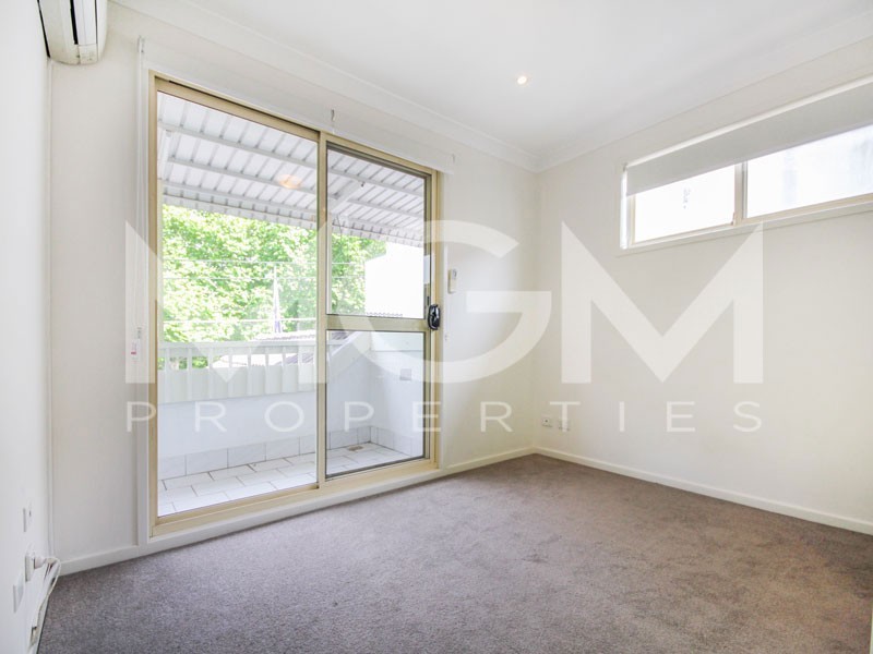 2/1025 Botany Road, Mascot NSW 2020