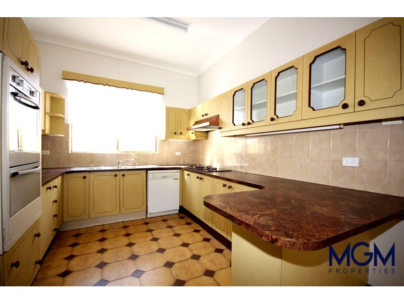 61 Tweedmouth Avenue, Rosebery NSW 2018