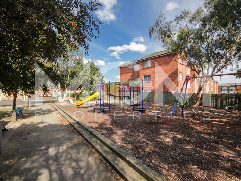 10/28 Barber Avenue, Eastlakes NSW 2018