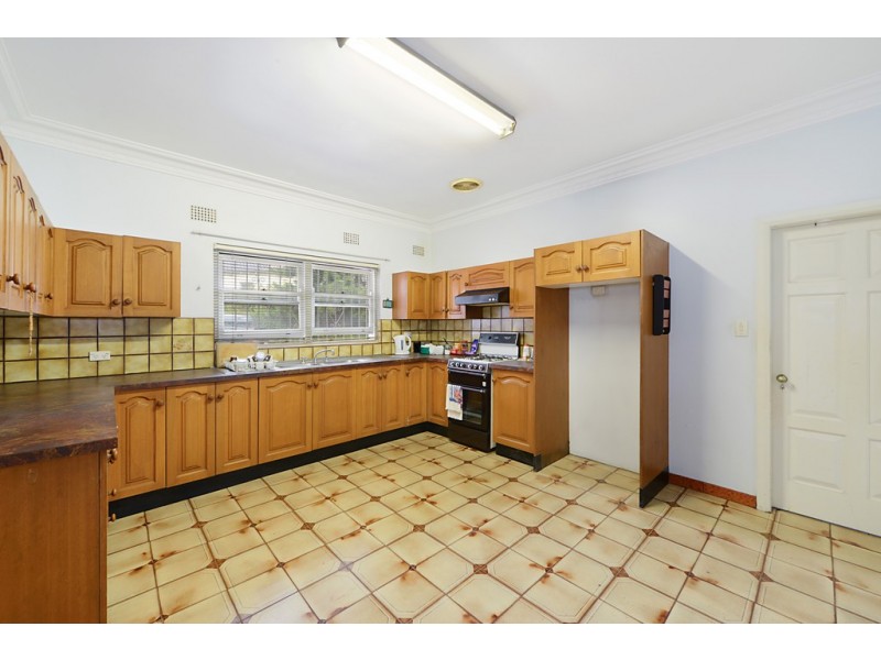 1/2 Milroy Avenue, Kensington NSW 2033
