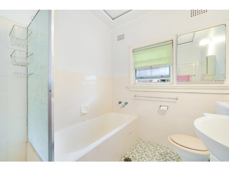 1/2 Milroy Avenue, Kensington NSW 2033