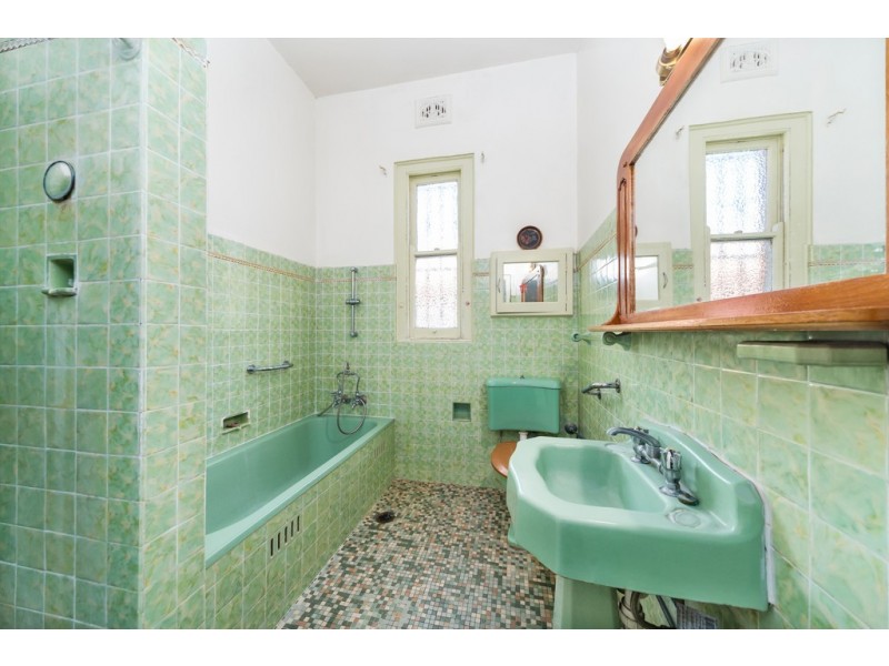 28 Cottenham Avenue, Kensington NSW 2033