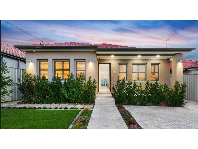 4 King Street, Eastlakes NSW 2018