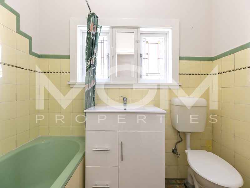 34 Hughes Avenue, Mascot NSW 2020