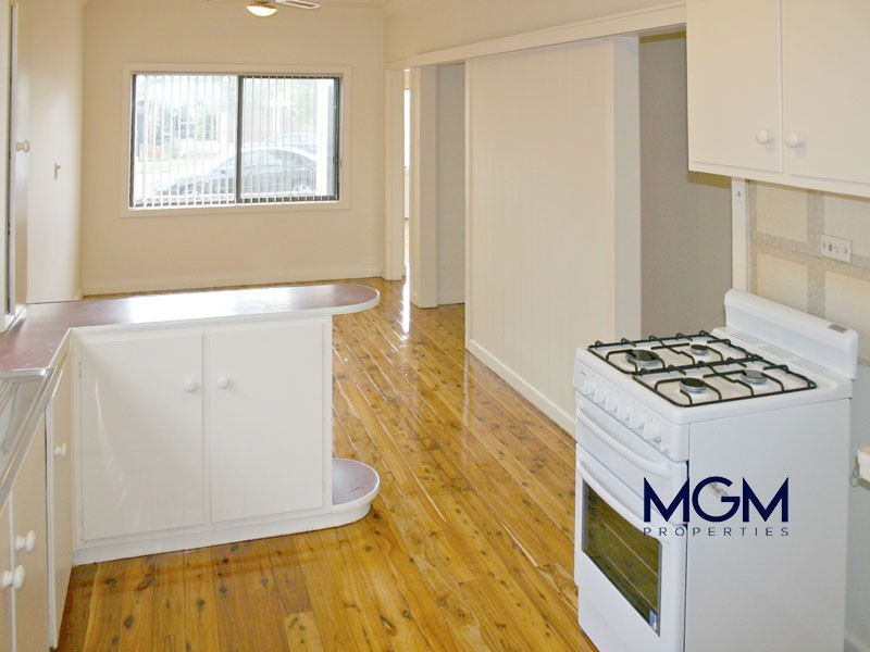 32 George Street, Eastlakes NSW 2018