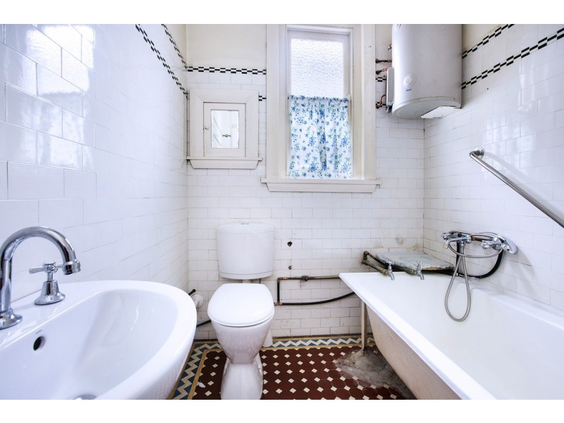 156 Sutherland Street, Mascot NSW 2020