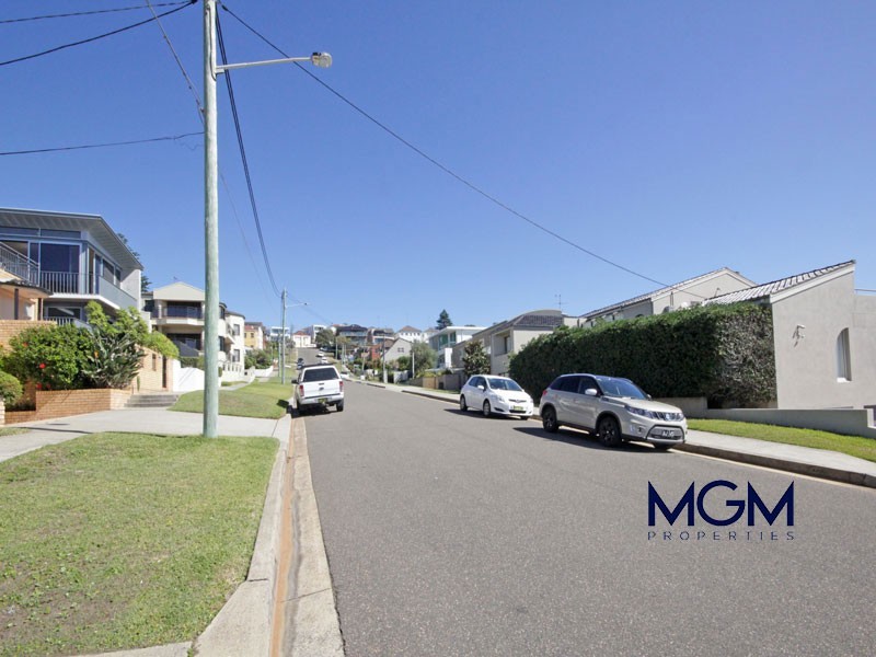 9 Pearce Street, South Coogee NSW 2034