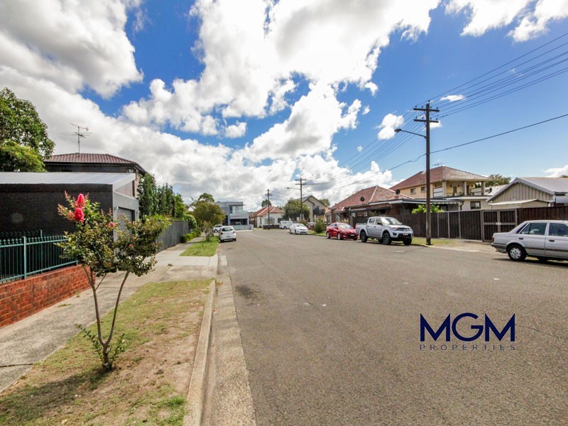 18/27 Dover Road, Botany NSW 2019