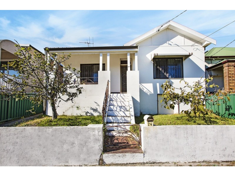 24 Trevelyan Street, Botany NSW 2019