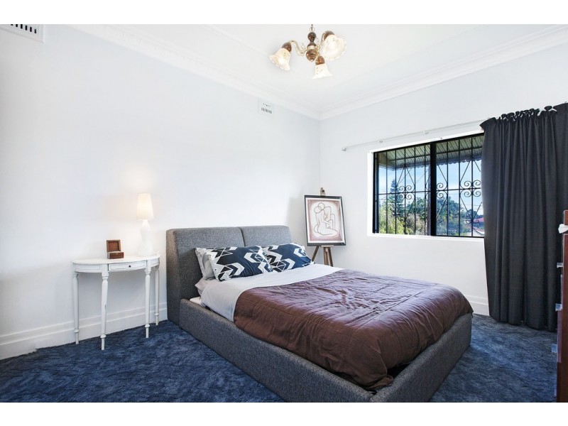 24 Trevelyan Street, Botany NSW 2019