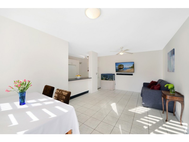 2/8 Evans Avenue, Eastlakes NSW 2018