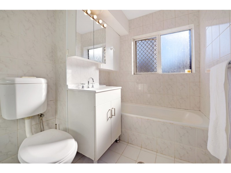 2/8 Evans Avenue, Eastlakes NSW 2018