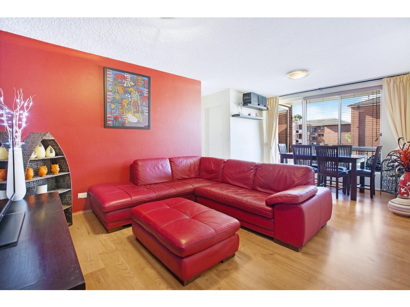 6/1 Mascot Drive, Eastlakes NSW 2018