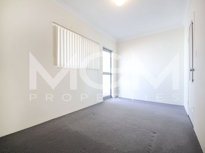 2/27 Garden Street, Eastlakes NSW 2018