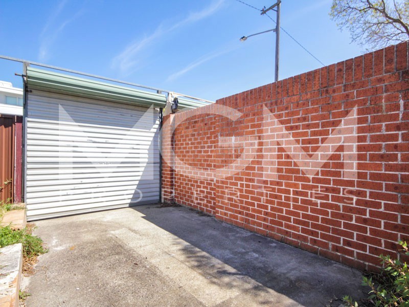 2/27 Garden Street, Eastlakes NSW 2018