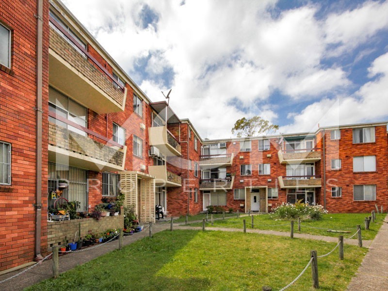 9/68 Mascot Drive, Eastlakes NSW 2018