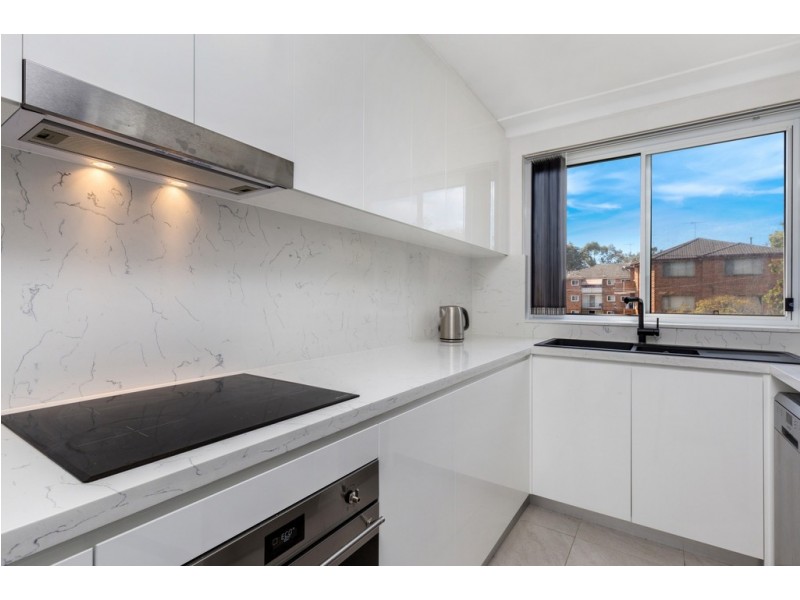 13/1 Gray Crescent, Eastlakes NSW 2018