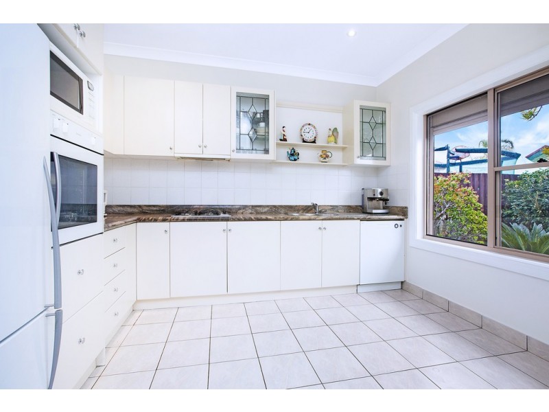 5 Lismore Street, Eastlakes NSW 2018