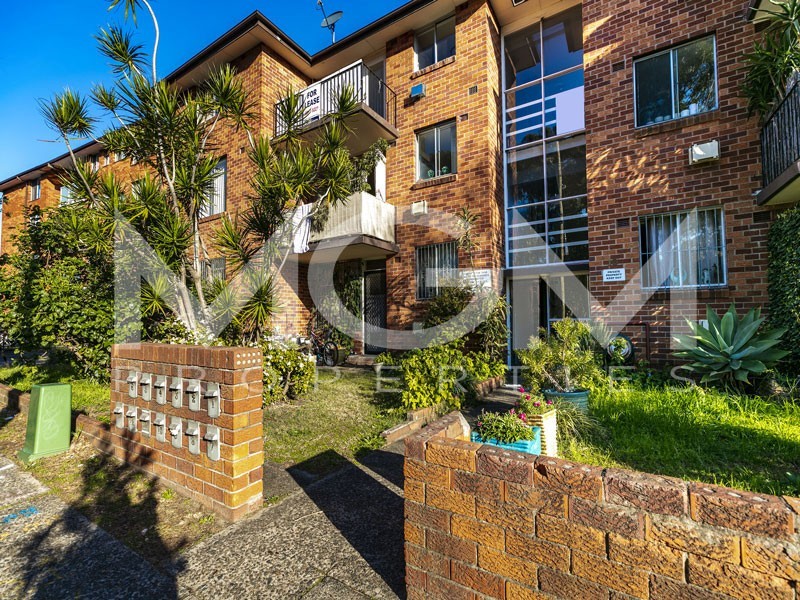 9/18 Barber Avenue, Eastlakes NSW 2018