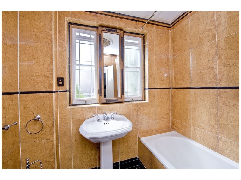 1/1  Plumer Road, Rose Bay NSW 2029