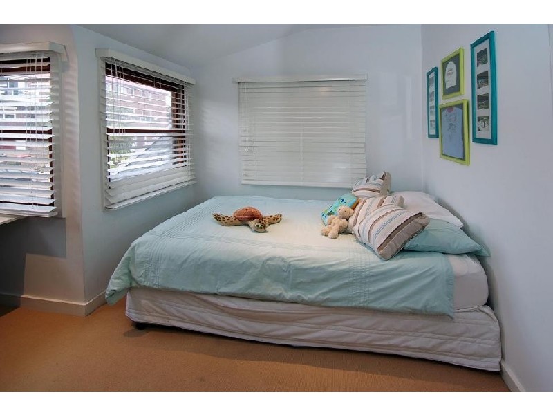 Hastings Pde., North Bondi NSW 2026