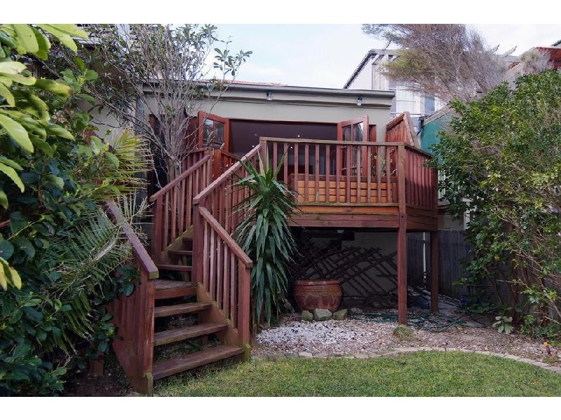 Hastings Pde., North Bondi NSW 2026