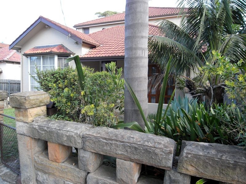 3 Gilgandra Rd, North Bondi NSW 2026