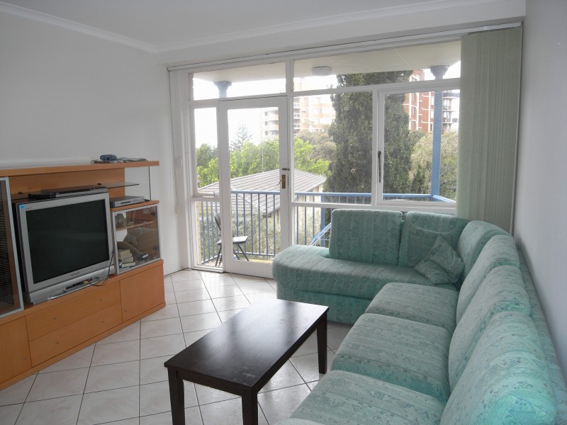 5/174 Old South Head Road, Bondi NSW 2026