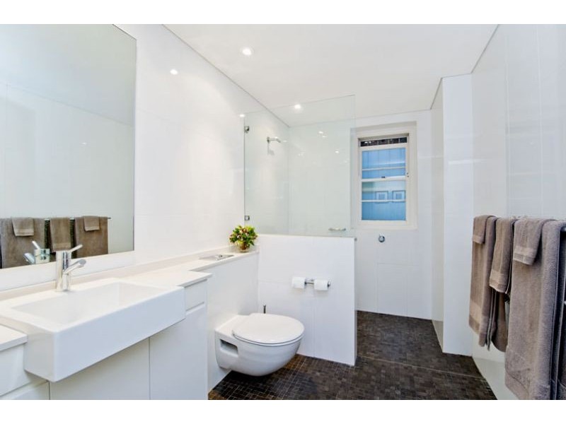 1 / 3 Eastbourne Rd, Darling Point NSW 2027