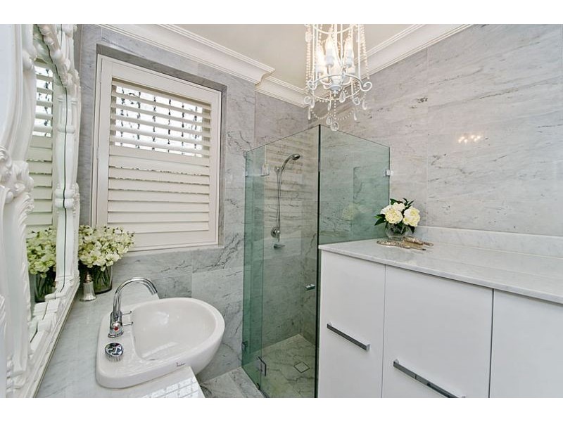 2 at 4 Iluka St, Rose Bay NSW 2029