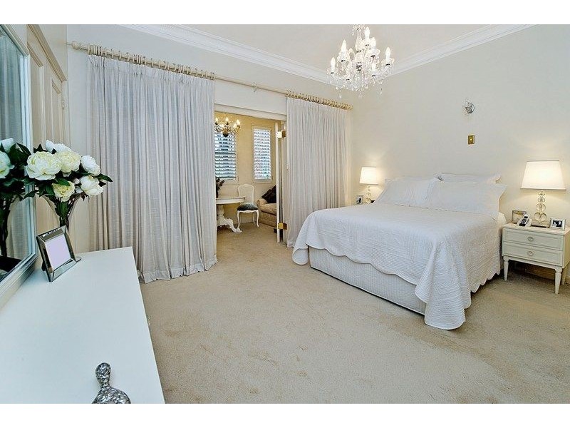 2 at 4 Iluka St, Rose Bay NSW 2029