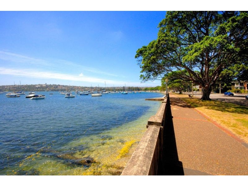 2 at 4 Iluka St, Rose Bay NSW 2029
